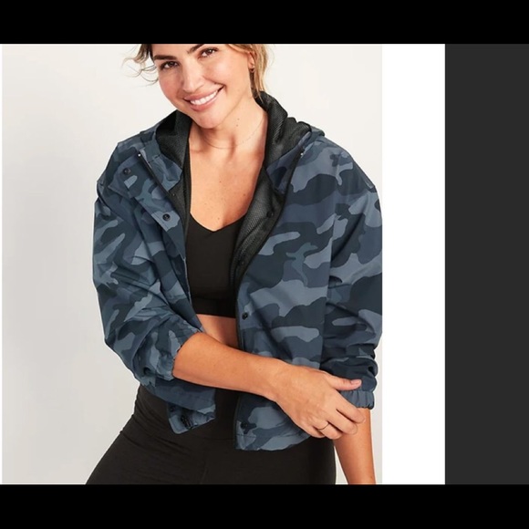 Water Resistant cropped jacket - Picture 5 of 15